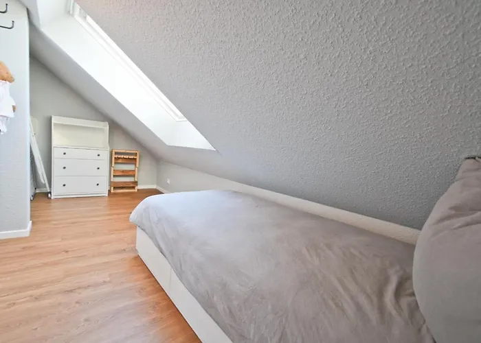 Domizil Nuest شقة